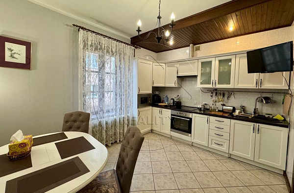 Объект Гершоны, Учительская 	