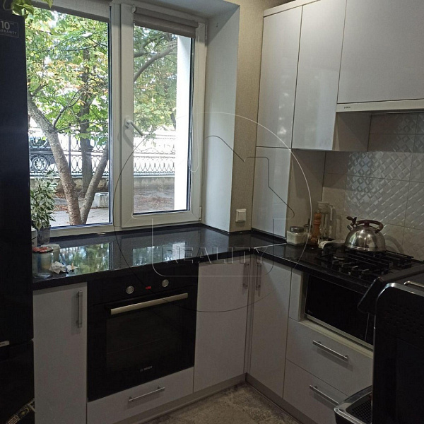 Объект Центр, Шевченко, 8 	