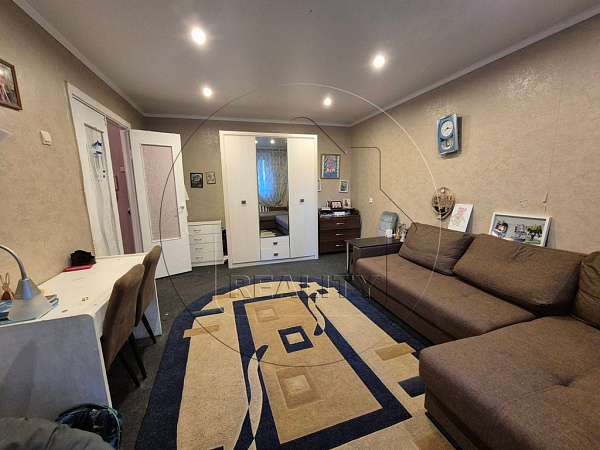 Объект Центр, Космонавтов 	